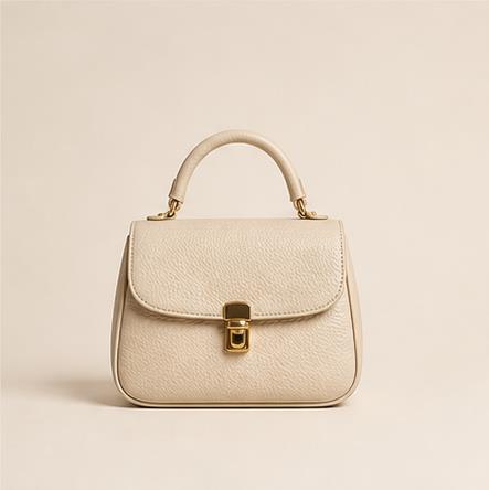 Mini Bags construction and leather detail